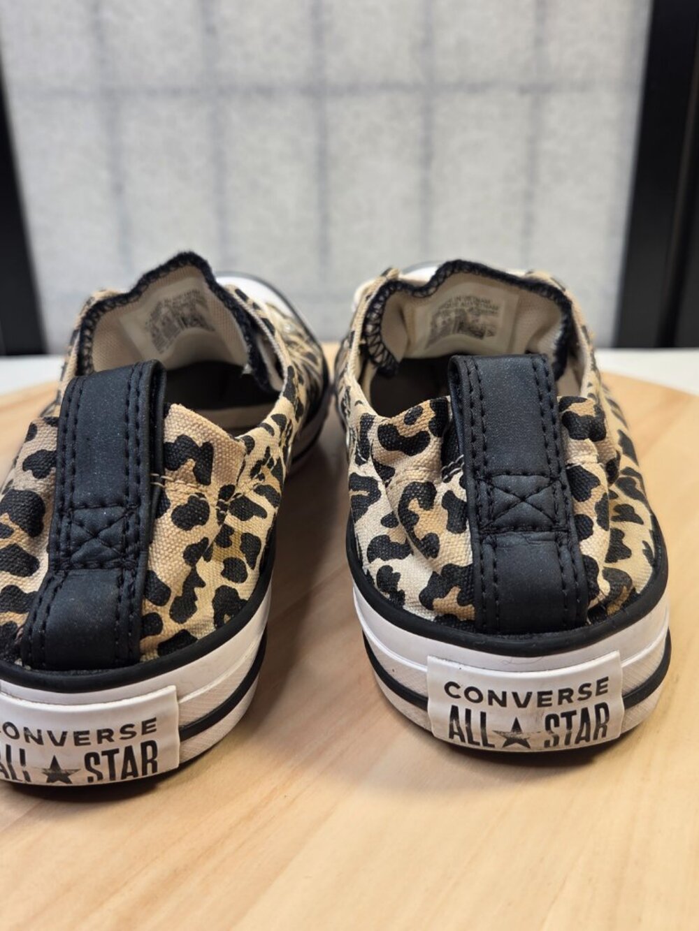 Converse Chuck Taylor All Star Shoreline Leopard Sneakers Women US 8.5 - Picture 8 of 13